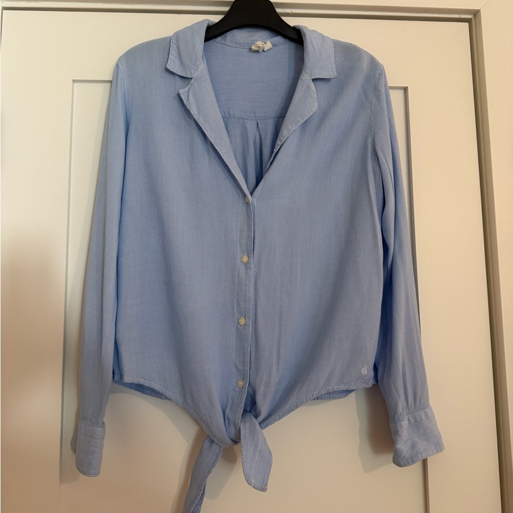 Treasure & Bond Light Blue Tie Front Button Down Shirt XS